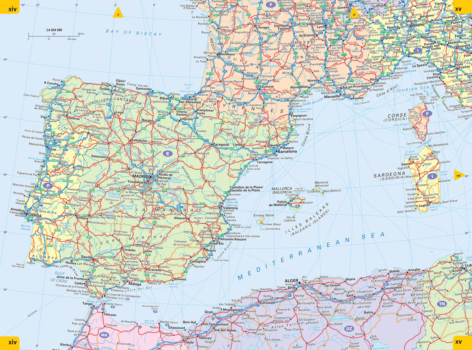 Collins Essential Road Atlas Europe: Clear and detailed map of Europe in handy A4 paperback (New edition)